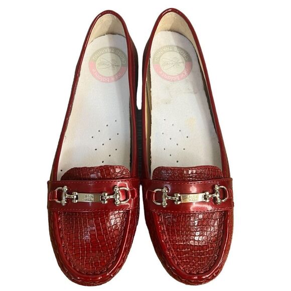 Alex Marie Red Patent Loafers Womens 6M Alligator Flats Round Toe Shoes - Picture 2 of 9